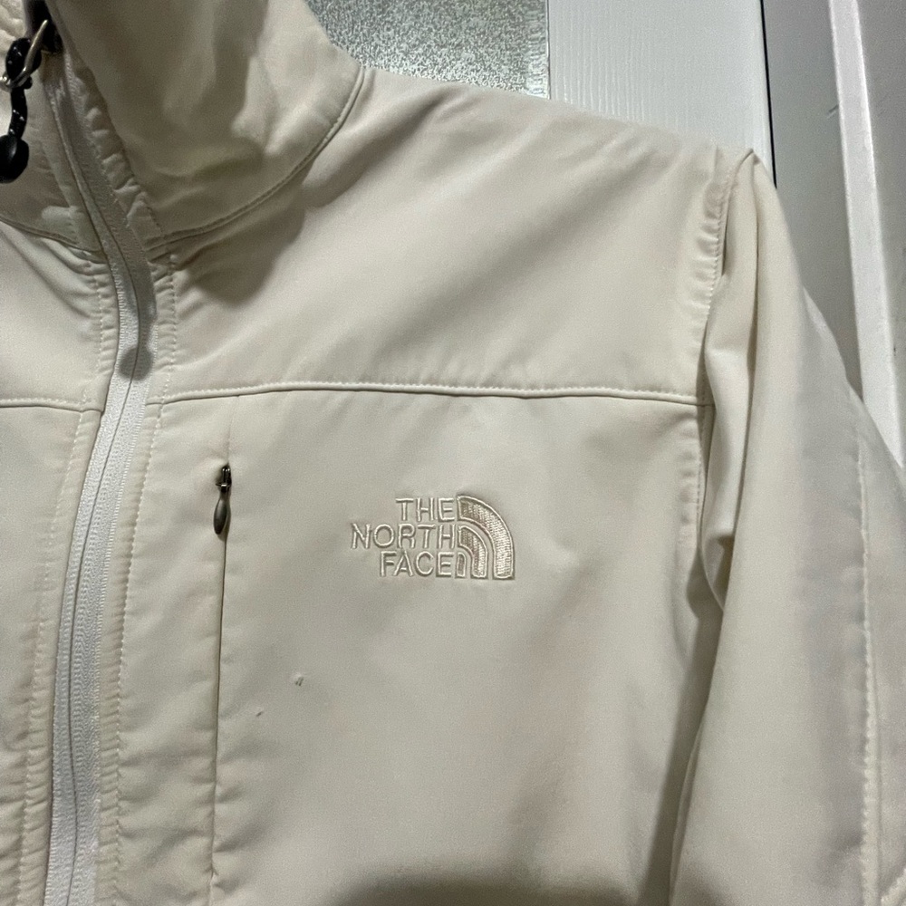 The North Face Off-White Fleece Jacket - Picture 3 of 4